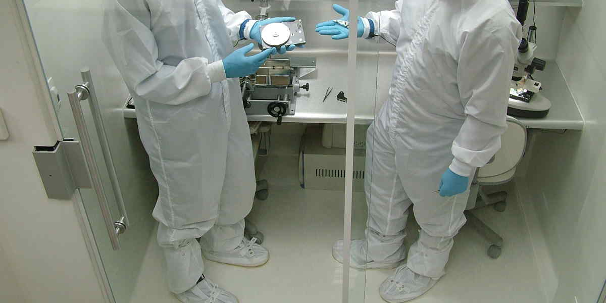 A Sala Limpa da DATADISK foi desenvolvida dentro dos padrões internacionais