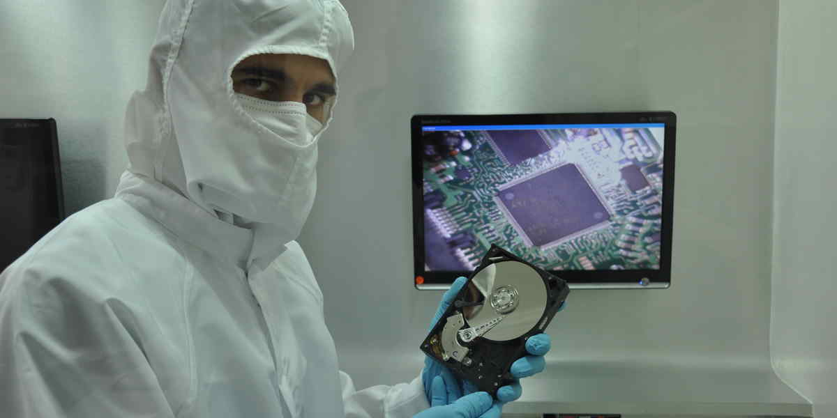 Sala Limpa para recuperação de dados da DATADISK